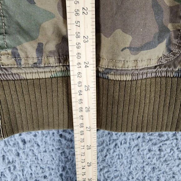 Rails Jacket Mens Medium Green Camo Long Sleeve Button Up Bomber *NWT* - Picture 9 of 13